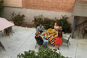 can hoa restrict guests