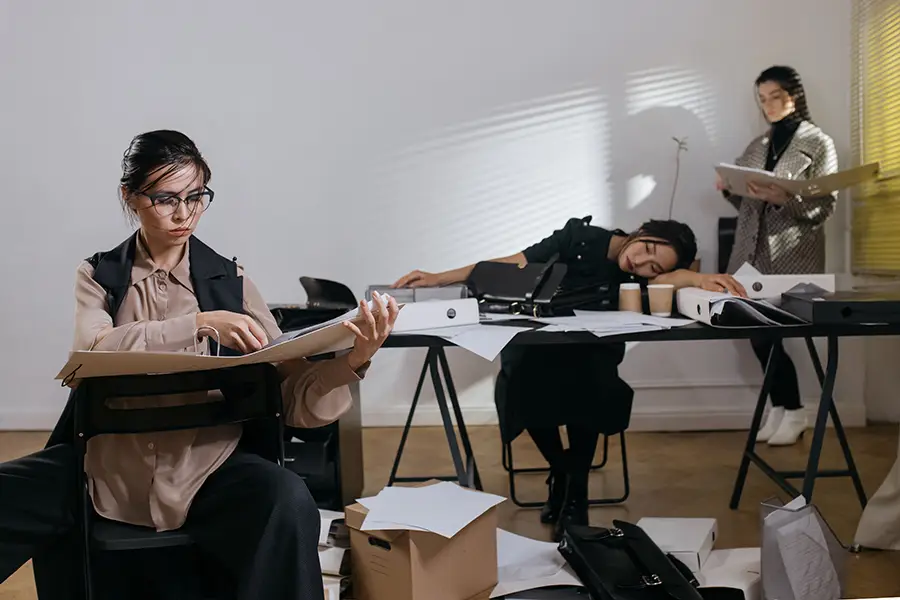 HOA Meeting Chair: A Guide To Managing A Meeting Meltdown
